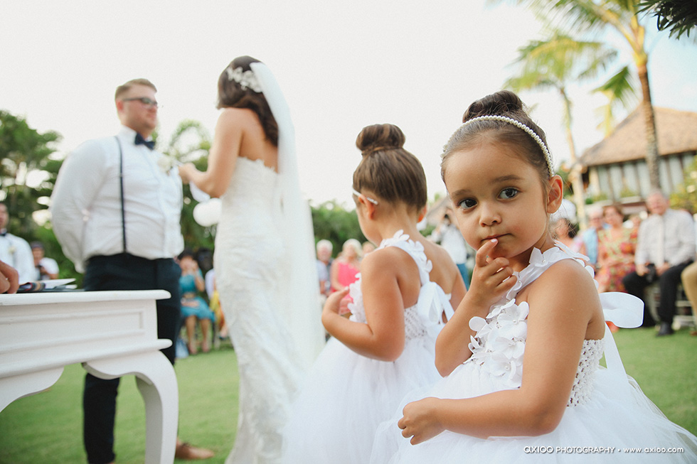 Axioo: That Sunshiny Retro Vibe